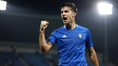 Cardiff re-sign Liverpool loanee Scanlon for Championship push