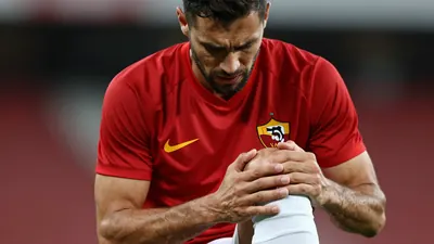 Wesley suffers minor ankle injury in Roma's training camp